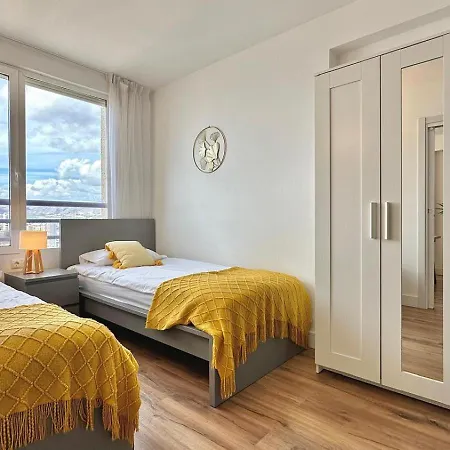 Bl Piso 2 Tropic Mar 公寓 *