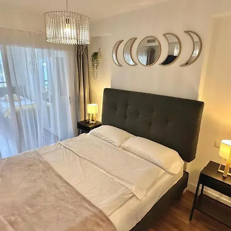 Bl Piso 2 Tropic Mar 公寓 *